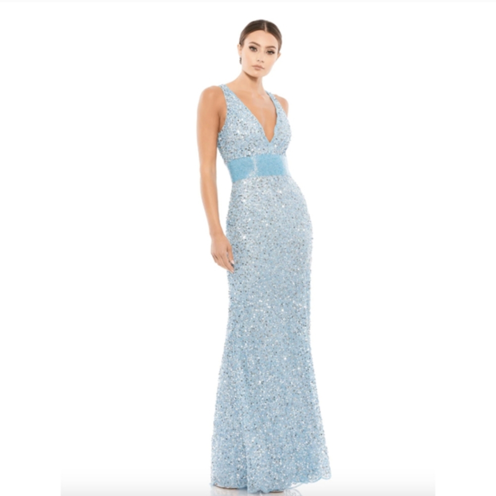 MAC DUGGAL Dress Size 0 Evening Gown Sequin Powder Blue NEW V Neck Beaded